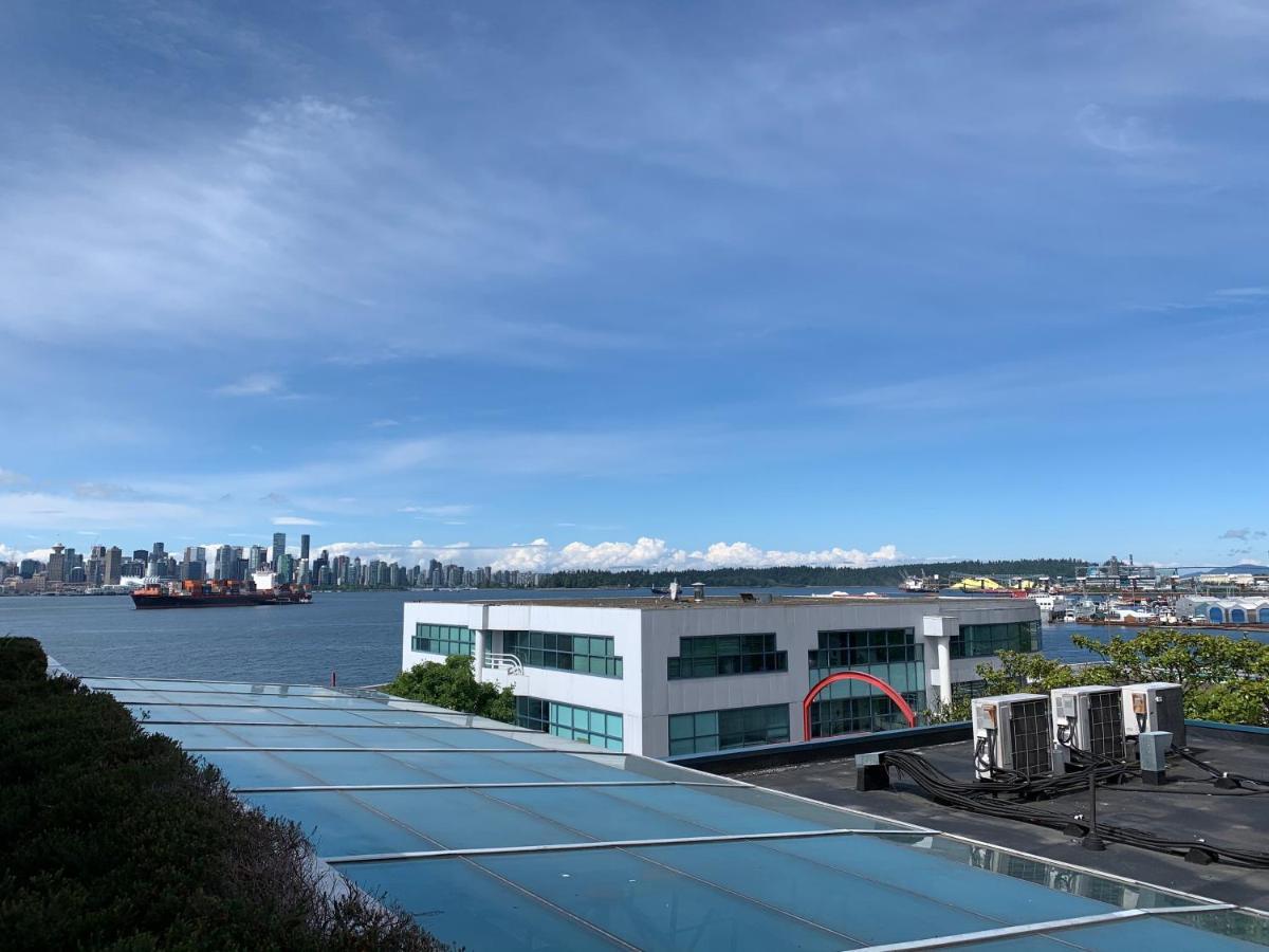 Hotel The Lonsdale Quay 4*