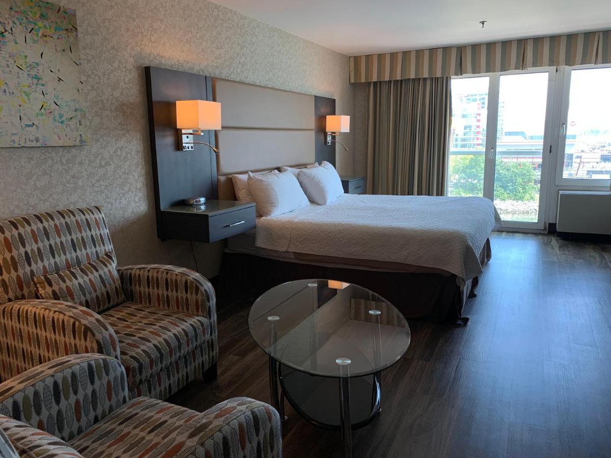 The Lonsdale Quay Hotel